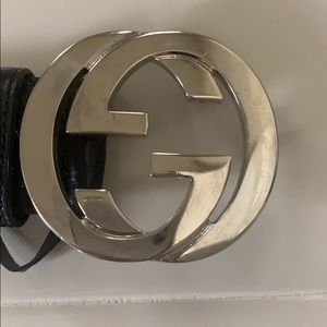 Gucci black belt size 90